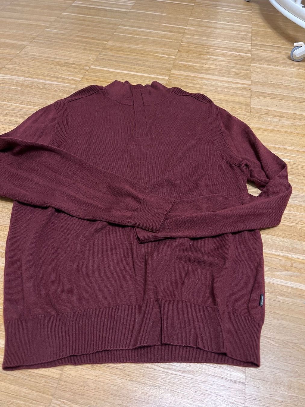 Hugo Boss Pullover & Sweatshirts: Hugo Boss Herren Pullover – Gebraucht aus Menzingen von Dali2504