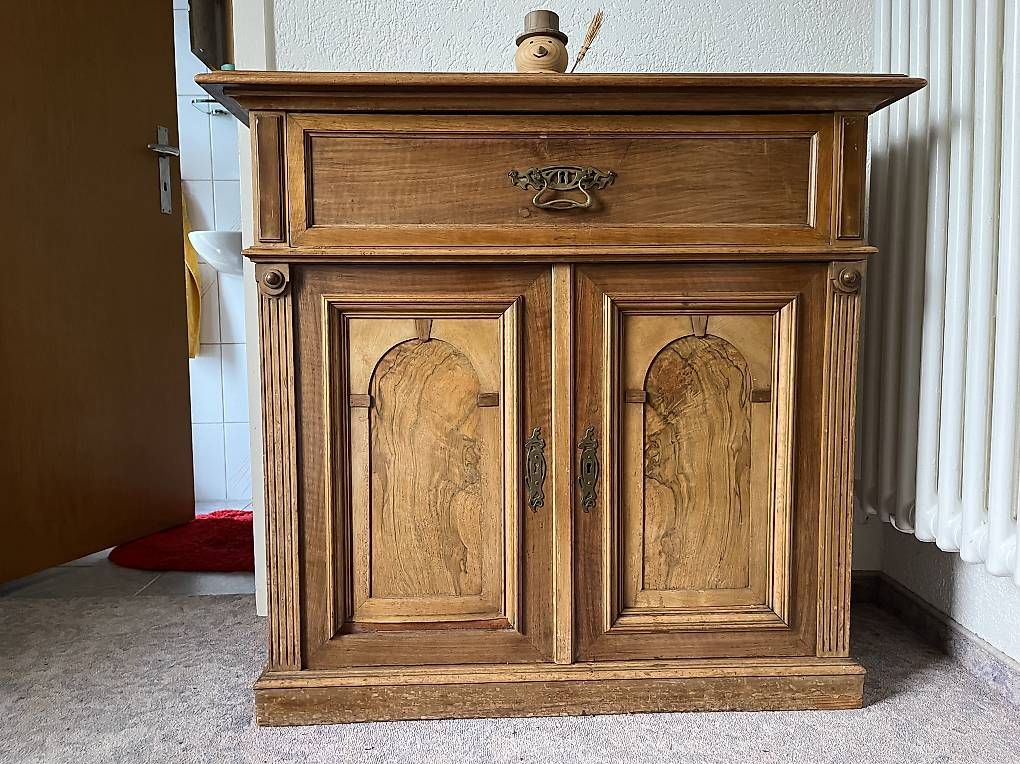 Commodes: Antike Kommode – D'occasion à Dussnang par jacabi1