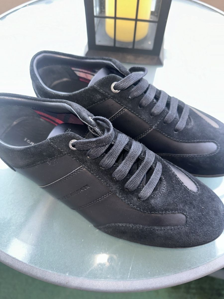 Tommy Hilfiger Herrenschuhe: Herren Tommy Hilfiger 👟 – Neu (gemäss Beschreibung) aus Jona von nik_bdd9 1