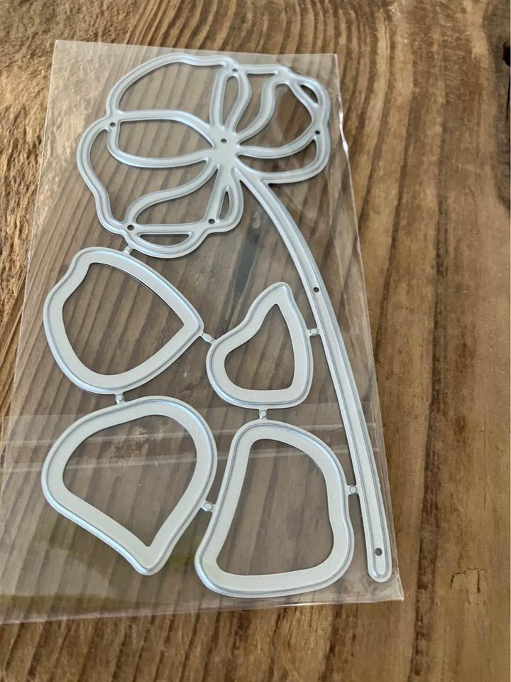 Schablonen: Neues Stanzschablonen-Set Blüemli, Blume – Neu und originalverpackt aus Effretikon von wenuss 1