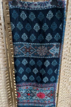 Diwali Paris Schal – 100 % Wolle – Blau/Pink – neu