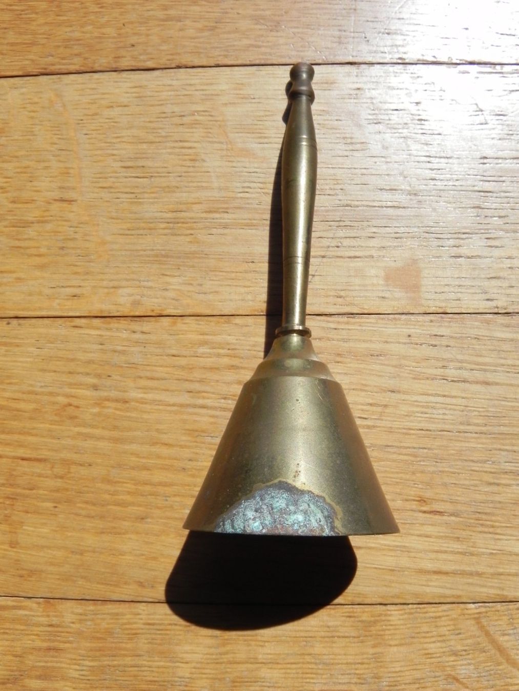 Glocken & Treicheln: Messing Glocke Glöckchen – Gebraucht aus Winterthur von Retan0 2