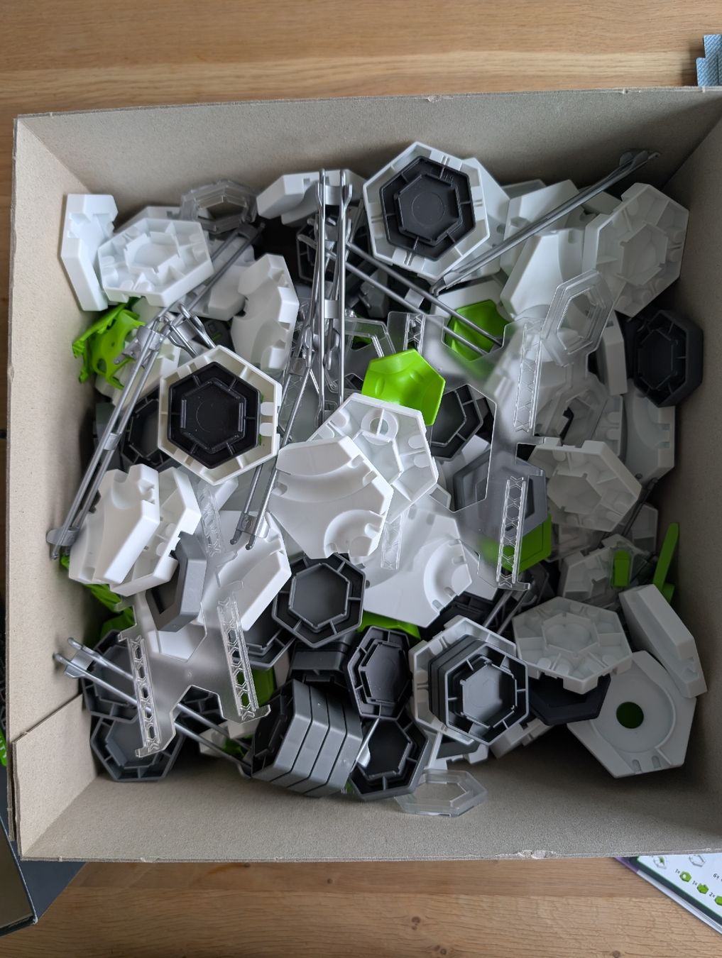 Ravensburger Giocattoli: Gravitrax Pro Vertical Starter Set - Bauspass für Kinder – Usato da Volketswil venduto da Samsam79 1