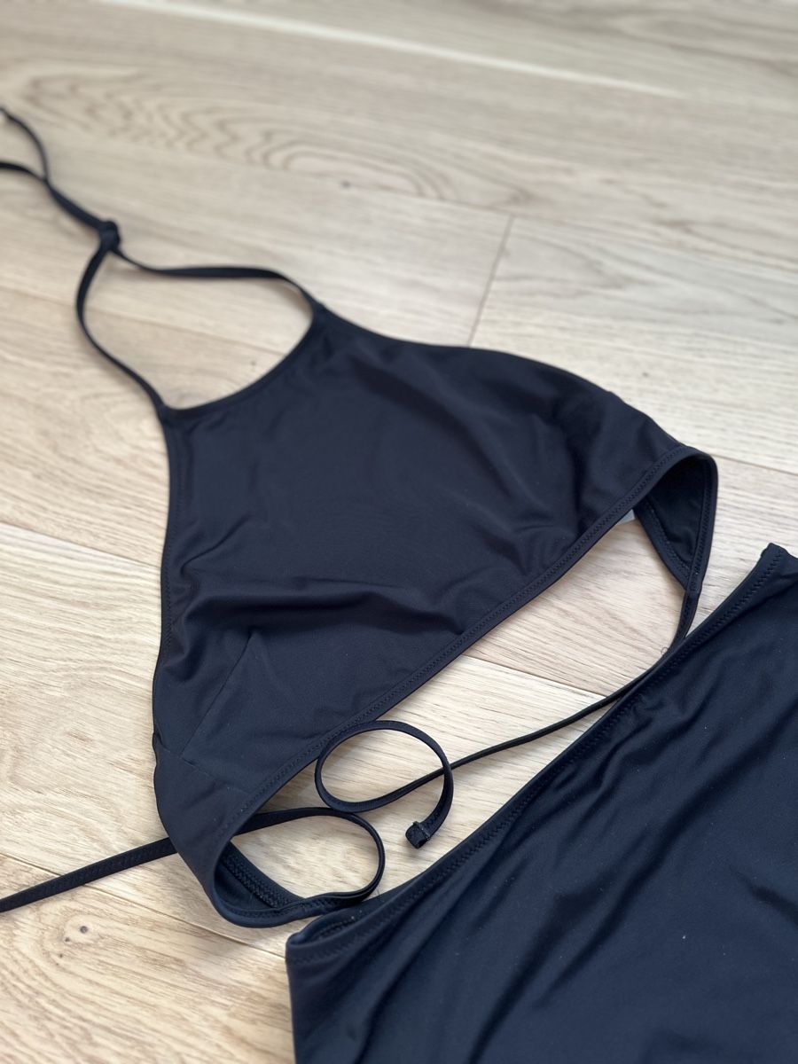 Badekleider & Bikinis: Bikini schwarz, high-waist Unterteil M – Gebraucht aus Küssnacht am Rigi von annine.l. 2
