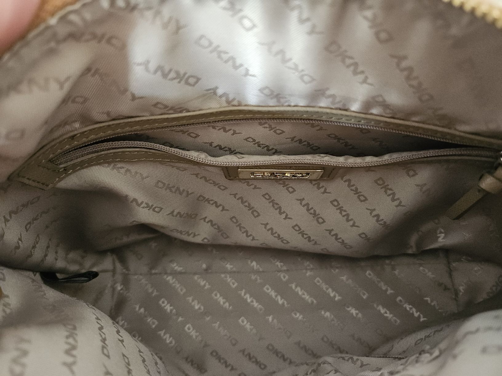 DKNY Taschen für Damen: DKNY Handtasche, cognac-farbig, Leder – Gebraucht aus Urdorf von Colina 2