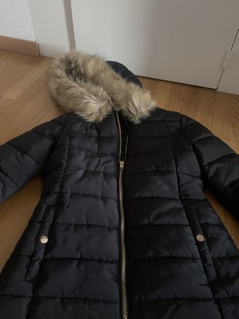 Winterjacke schwarz mit Fellkapuze