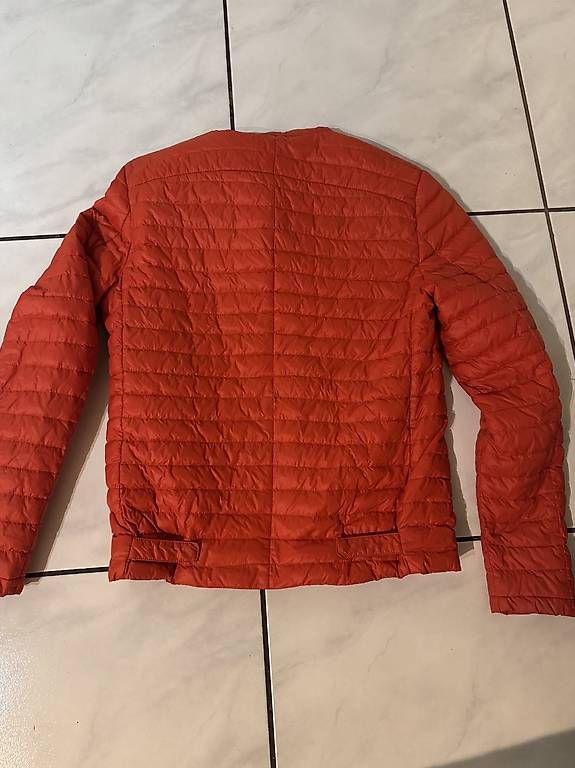 Giacche: Daunenjacke Gr.M rot – Usato da Hütten venduto da bri_kkp6 1