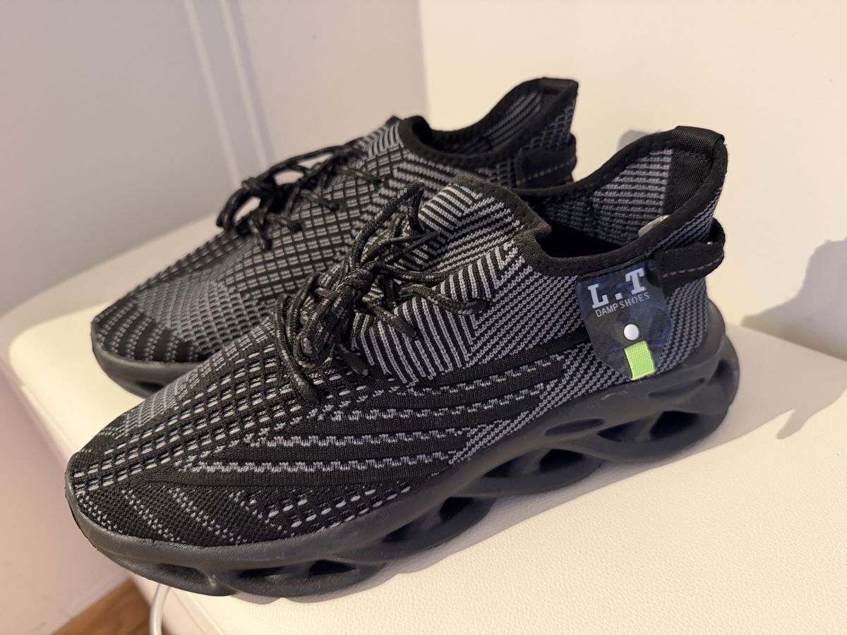 Scarpe da uomo: Turnschuhe L.T. Damp Shoes Grau Grösse 43 – Nuovo e nell'imballaggio originale da Au ZH venduto da FMRF