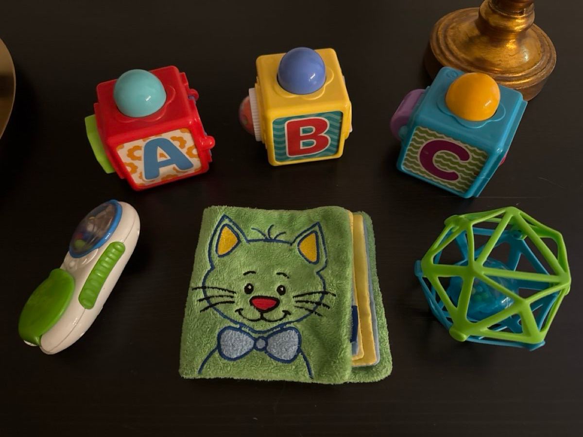 Giocattoli: Diverse Babyspielzeug – Usato da Wald ZH venduto da evelyne.street 1