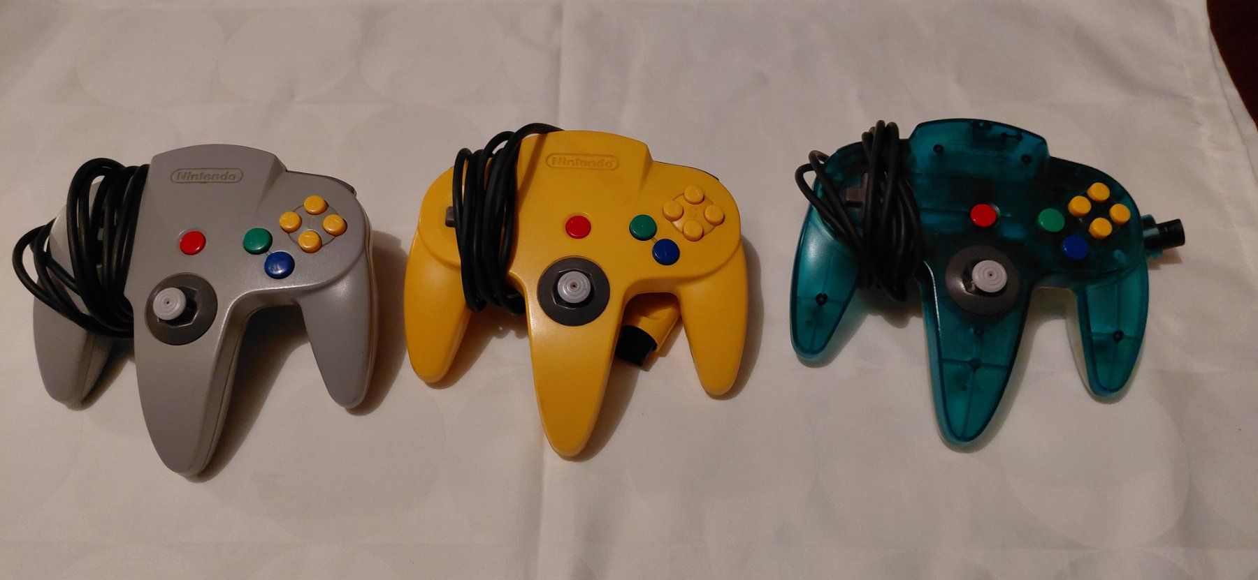 Nintendo Consoles: Nintendo 64 Controller Preis pro Stück – D'occasion à Gretzenbach par Uli1980 4