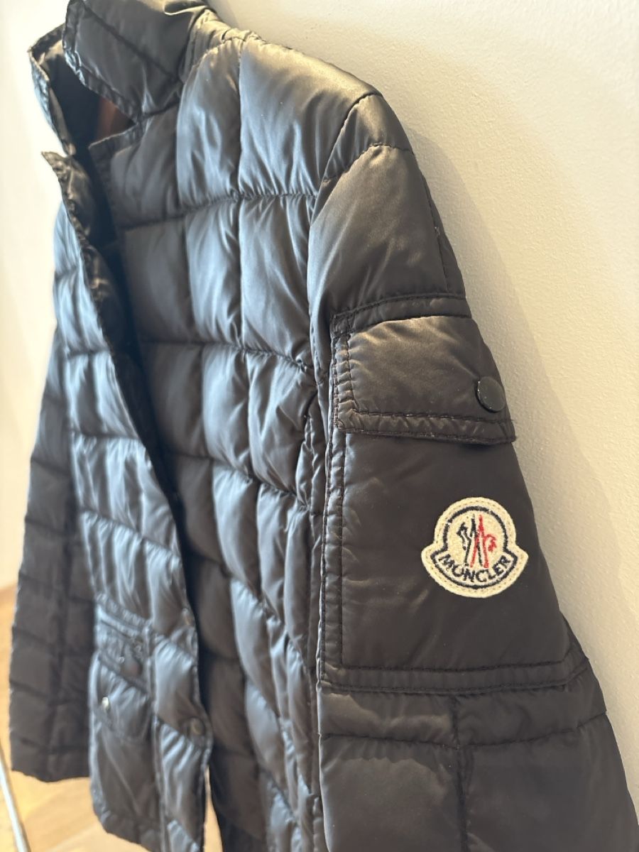 Moncler Giacche: Moncler dünne Daunenjack – Usato da Oetwil am See venduto da Aldox108 2