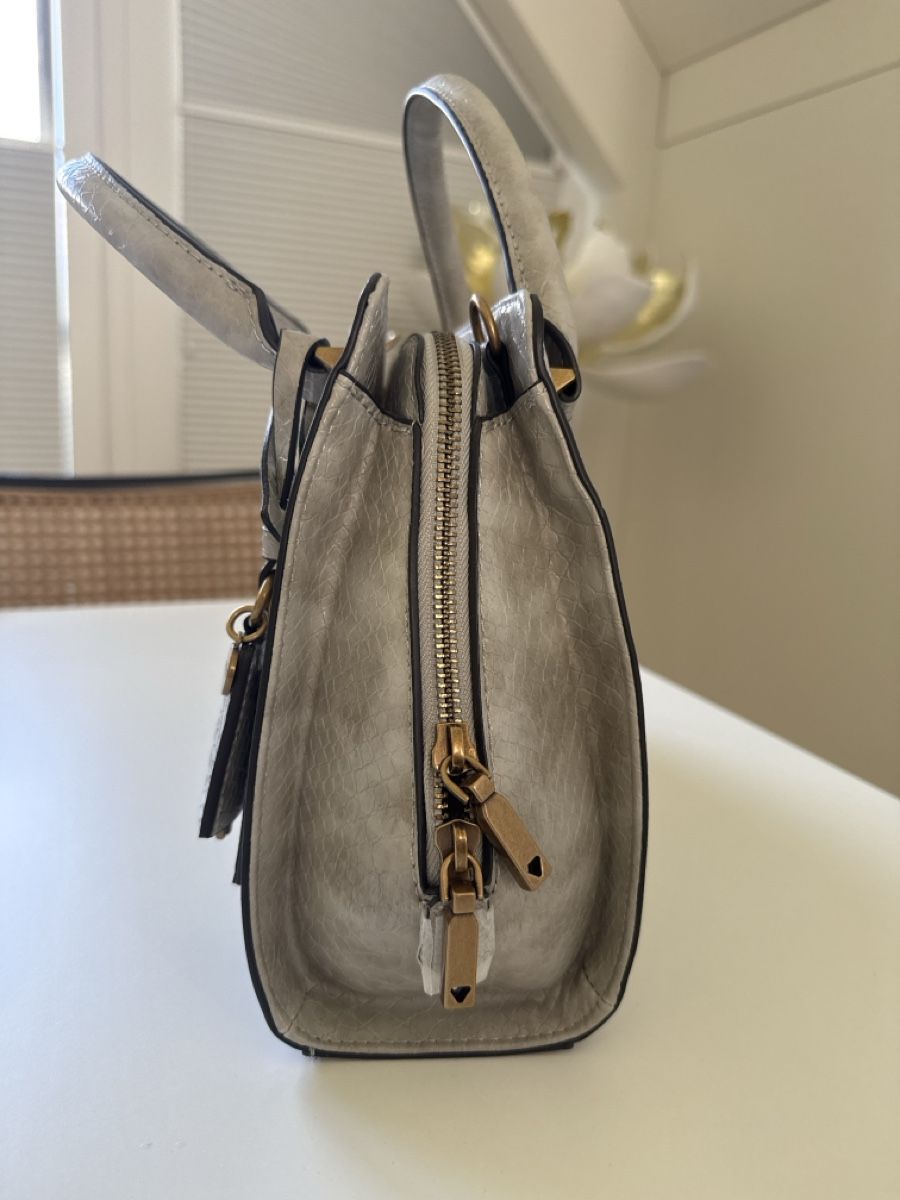 Guess Borse da donna: GUESS Bag Python Look 🤍 Neuwertig & elegant – Nuovo (secondo la descrizione) da Weisslingen venduto da Inasup 1