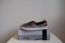VANS Authentic Nintento „DuckHunt“