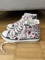 Turnschuhe Gr. 32