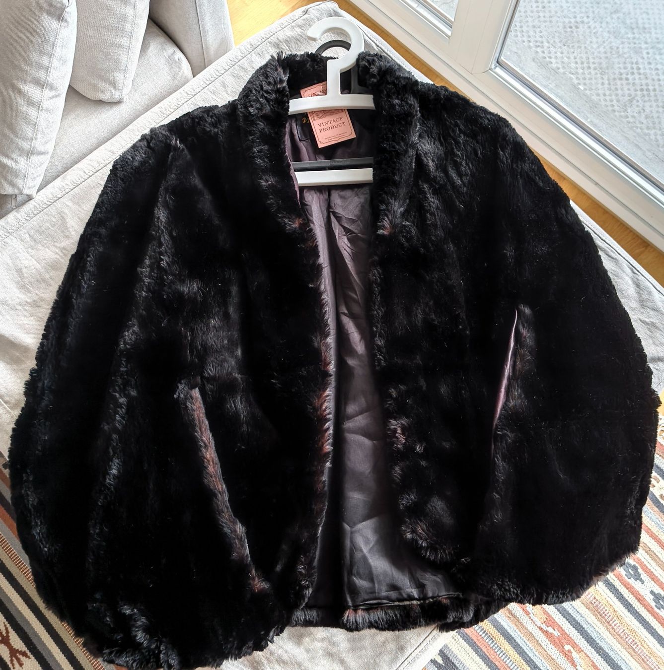 Giacche: Echte schwarze Kaninchenfell Jacke – Usato da Wilen bei Wollerau venduto da ann_5wdx 2