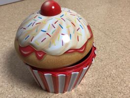 Keksdose in Cupcake Form
