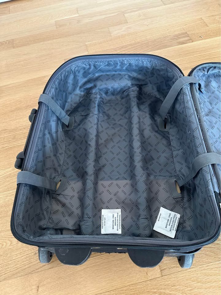 Autres aviation: Carry On Suitcase – D'occasion à Zürich par mc_172 4