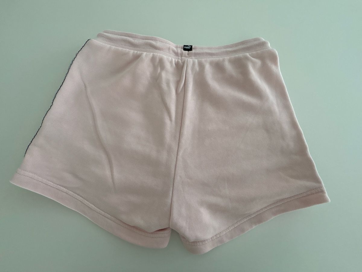 Puma Pantaloni: Shorts Mädchen PUMA, Grösse 164 – Usato da Rain venduto da Denbie 1