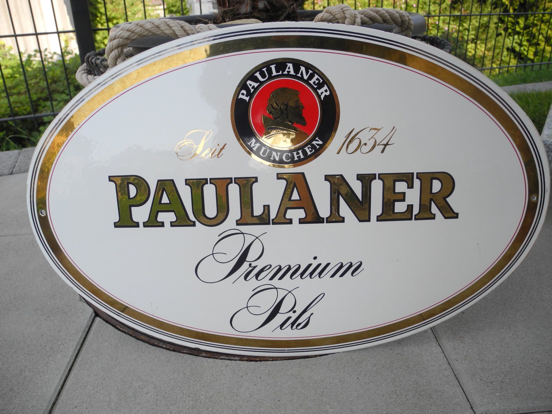Insegne: PAULANER EMAILSCHILD NR. 1 – Usato da Reinach AG venduto da Huckleberrysix