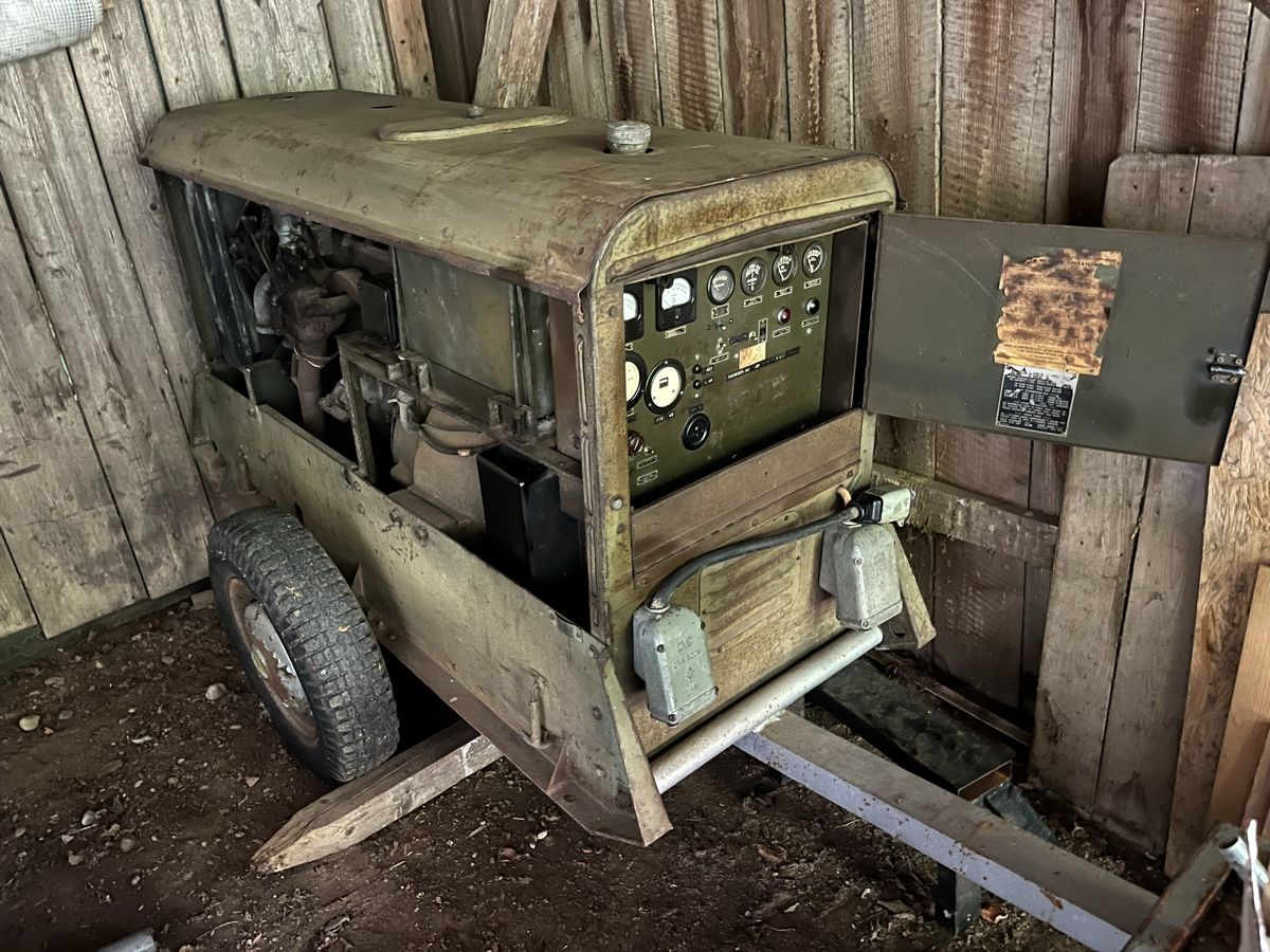 Generatori di corrente: Notstromaggregat 2 Weltkrieg Willys Jeep Motor – Usato da Niederhasli venduto da Rudge1