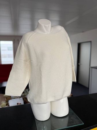 Eleganter Damen-Strickpullover mit Schleifendetail