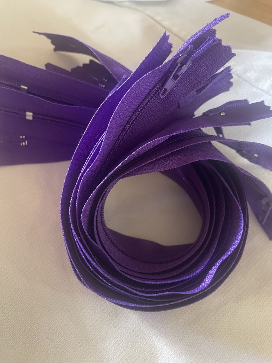 Tissus: Lots de 10 fermetures éclair violettes 30 cm neuves – Neuf (Voir description) à Yverdon-les-Bains par sogo02 1