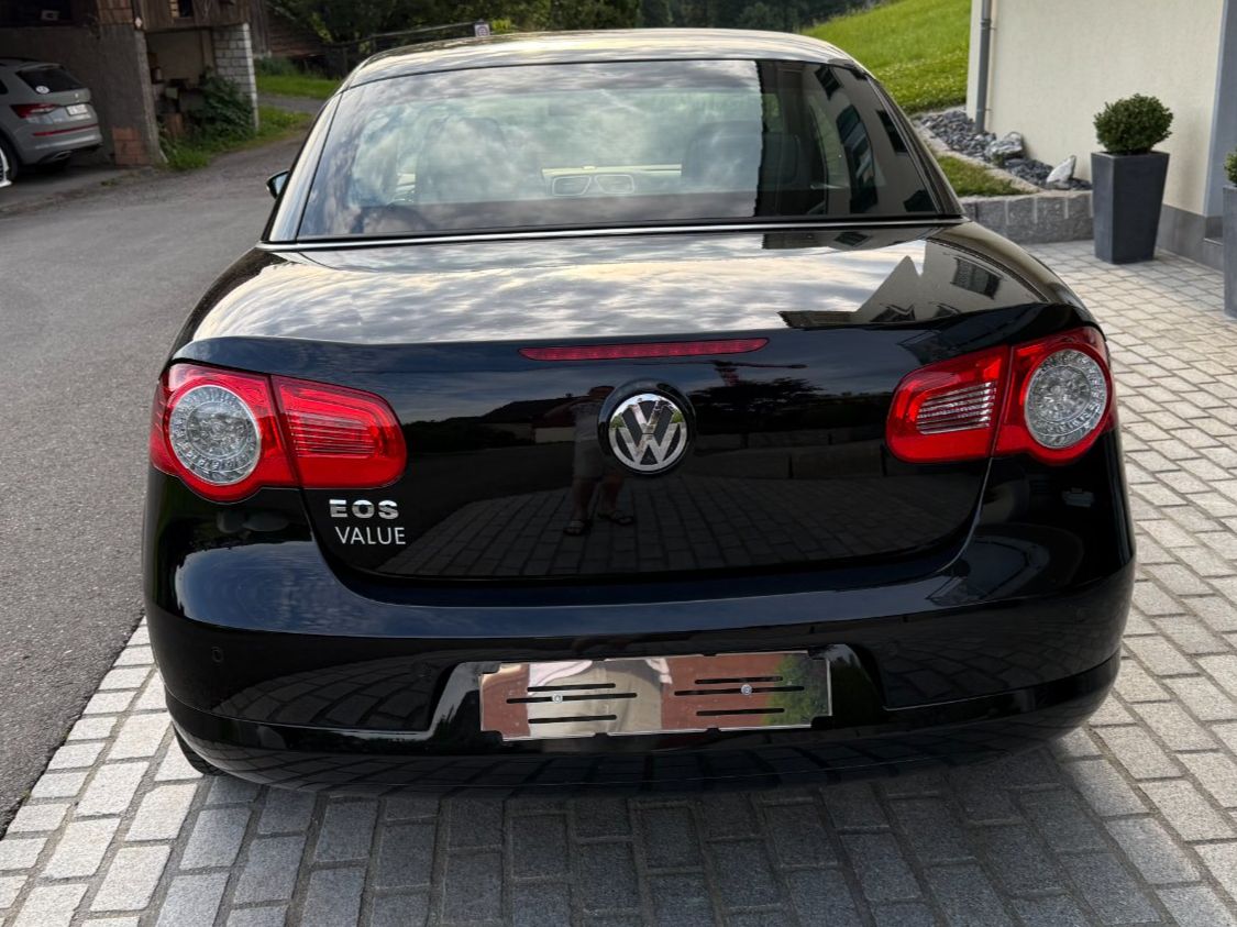VW Autos: VW Eos 1.4 TSI Value BlueMotion Technology 1.Hand MFK 2025 – Gebraucht aus Wollerau von Felix011 3