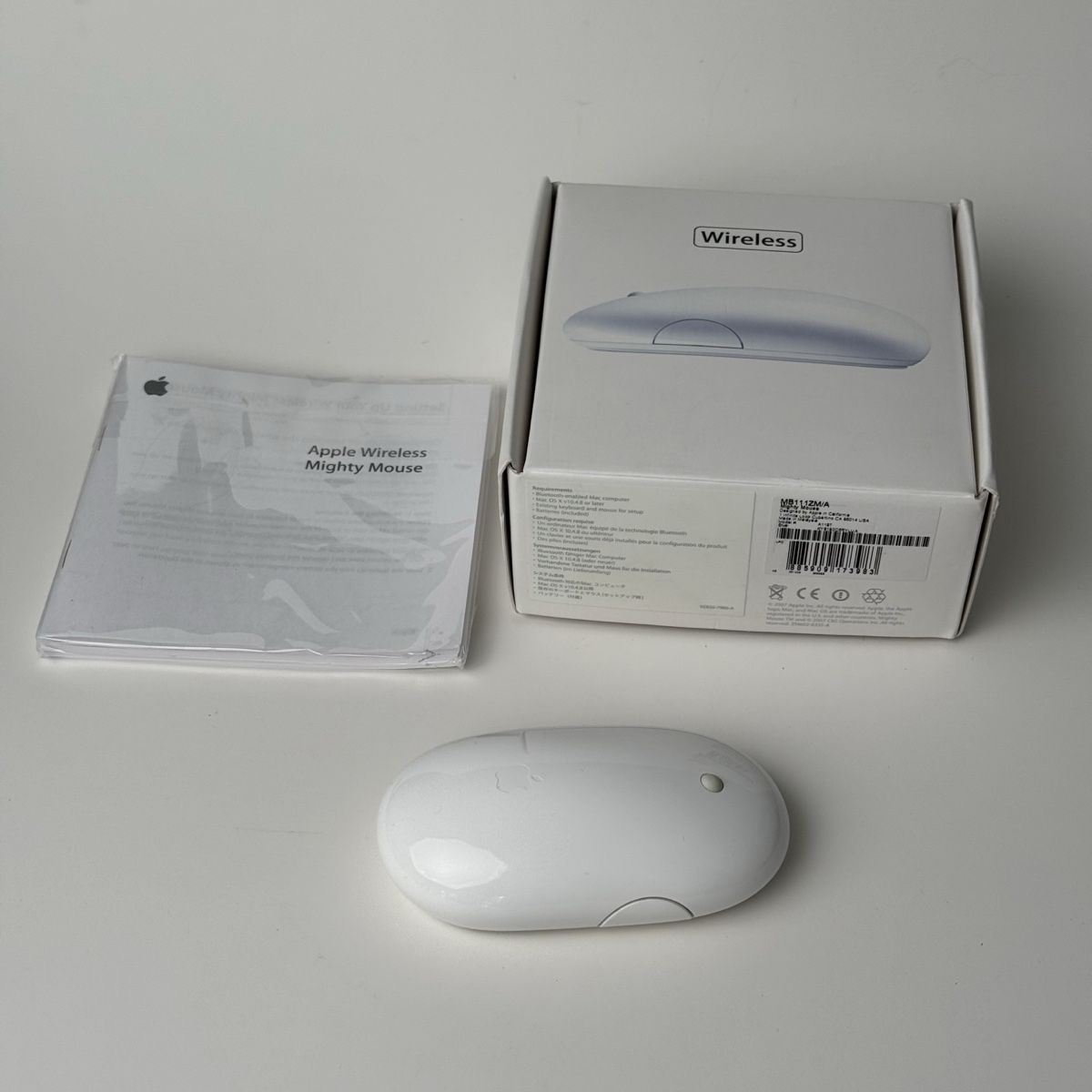 Apple Mouse: Apple Wireless Mighty Mouse (Modell A1197) mit OVP   – Nuovo e nell'imballaggio originale da Rümlang venduto da vla_9g7d