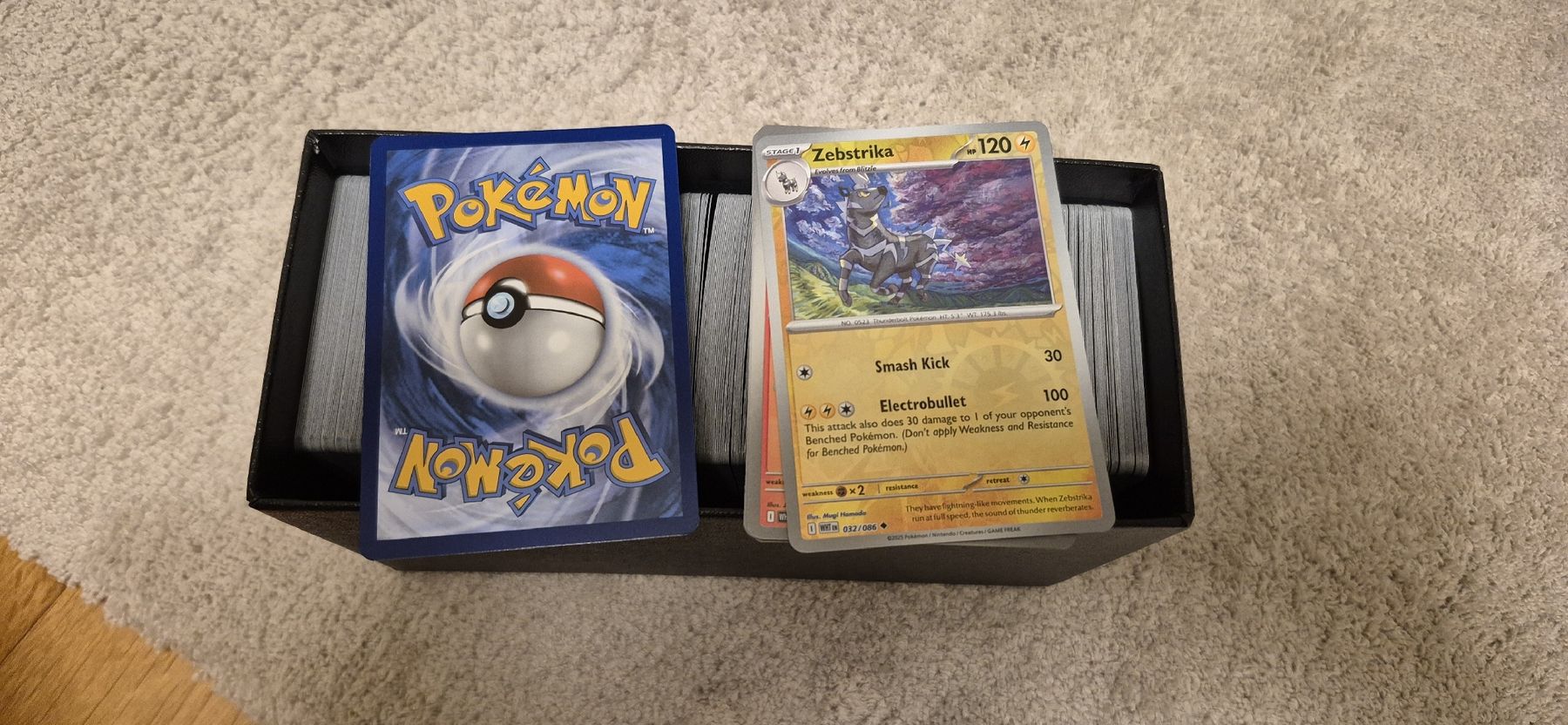 Pokémon Carte collezionabili: Pokémonkarten - volle ETB – Usato da Mönchaltorf venduto da Volkner