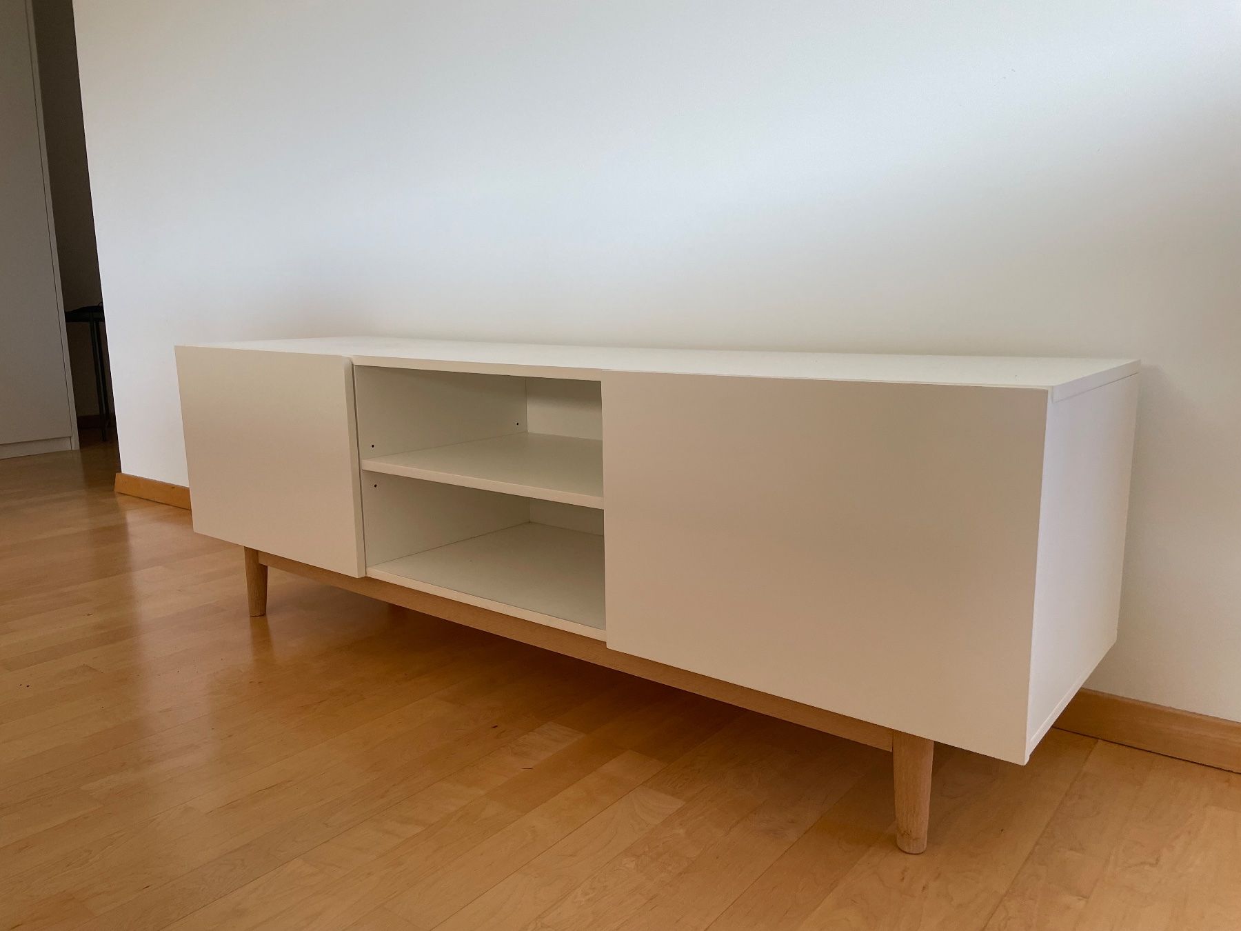 Maisons du monde Mobili TV: TV-Möbel Weiss 150cm breit – Usato da Thalwil venduto da Andieg 1