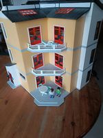 Playmobilhaus mit zusätzlicher Etage