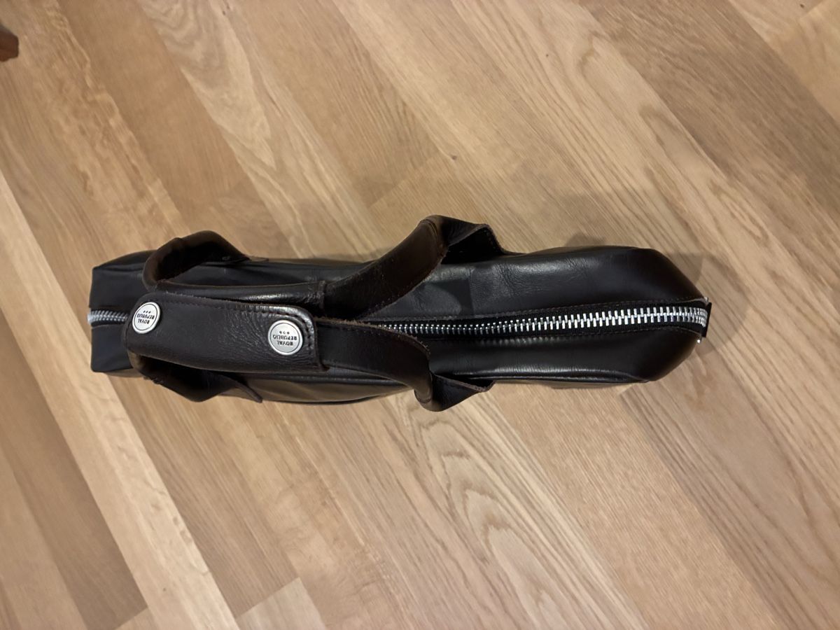 Valigie & Borse: Leder Aktenmappe Royal Republiq – Usato da Hofstetten SO venduto da brandmac 2