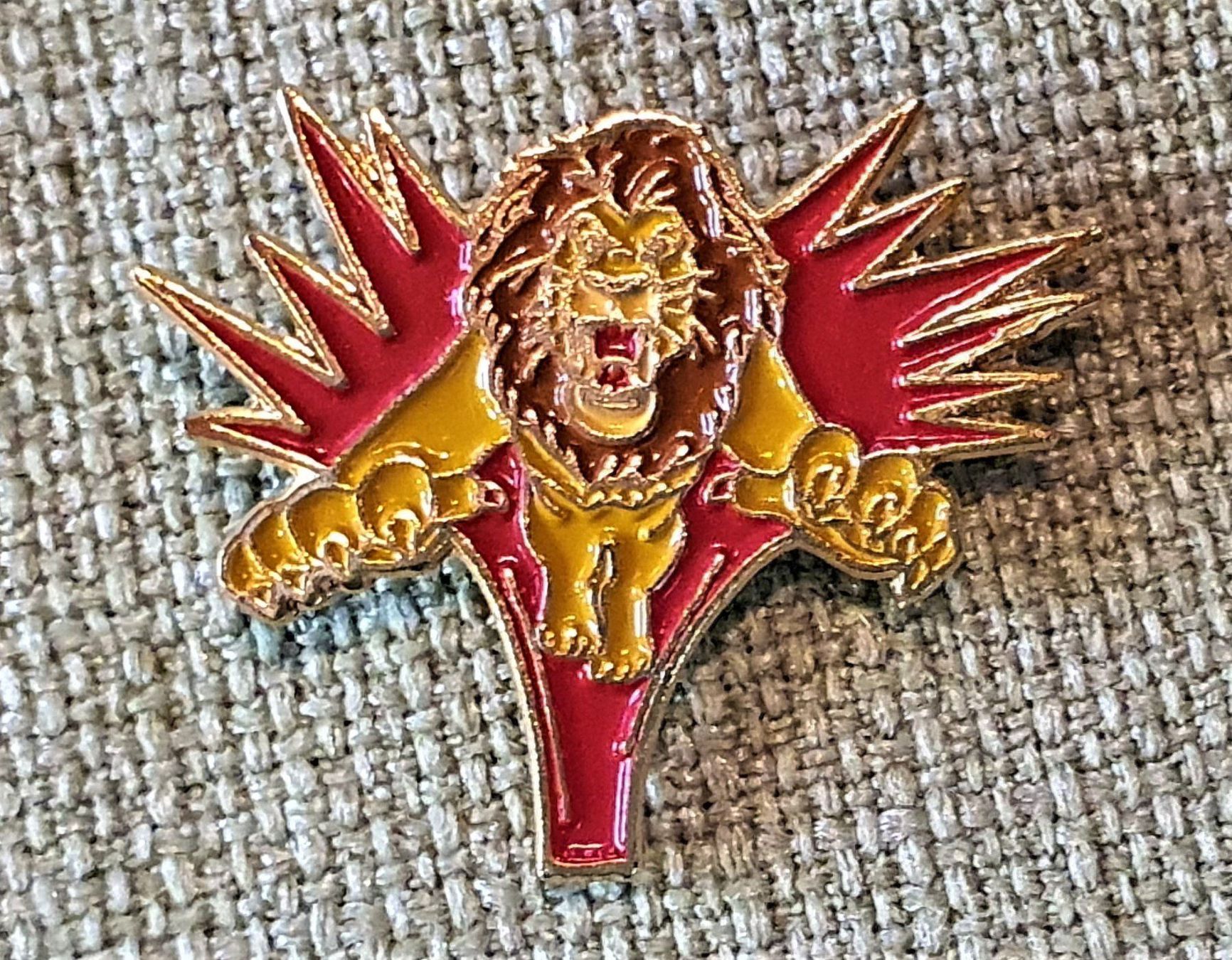 Placchette & Badge: H973 - Pin Löwe – Usato da Reinach BL venduto da Boston-Verkauf