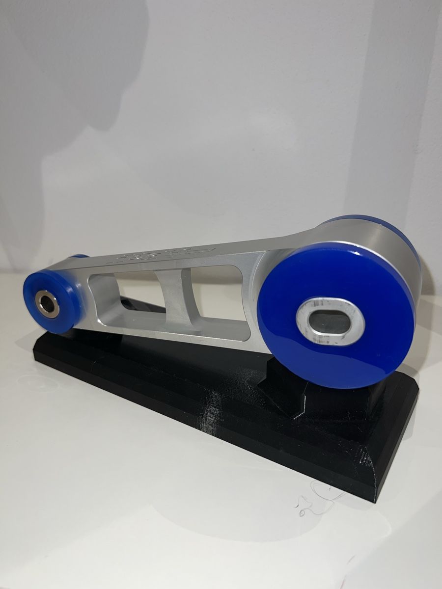 Volvo Tutti pezzi di ricambio auto: iPd HD Billet Polyurethane Upper Engine Torque Mount, Volvo – Nuovo (secondo la descrizione) da Rickenbach SO venduto da Noa_5rff 7