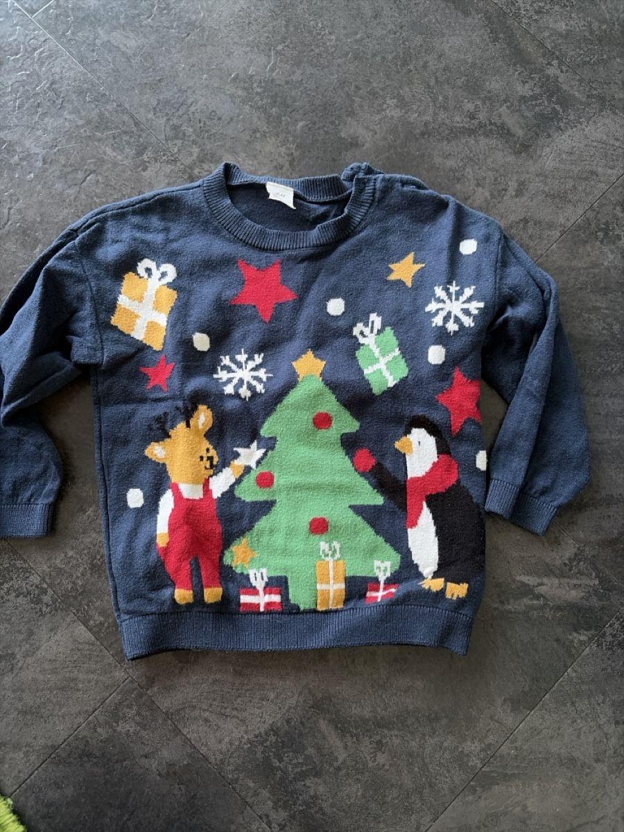 H&M Pulls et sweat-shirts: Pull de Noël 12-18 mois  – Neuf (Voir description) à Choëx par sv.fmbt