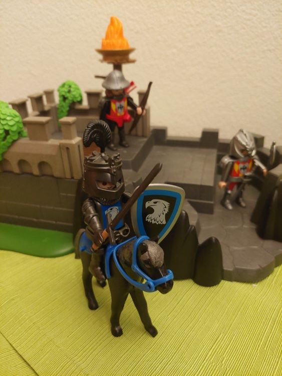 Figurine Playmobil Chevalier Avec Ailes / Dragon - Occasion - Pour Collection Ou Jeu