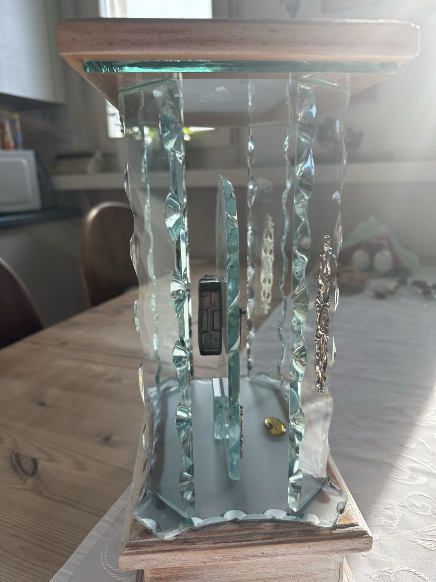 Orologi da terra & Orologi da parete: Uhr Diffusione , original Crystal. – Usato da Schöfflisdorf venduto da Katrins02 2