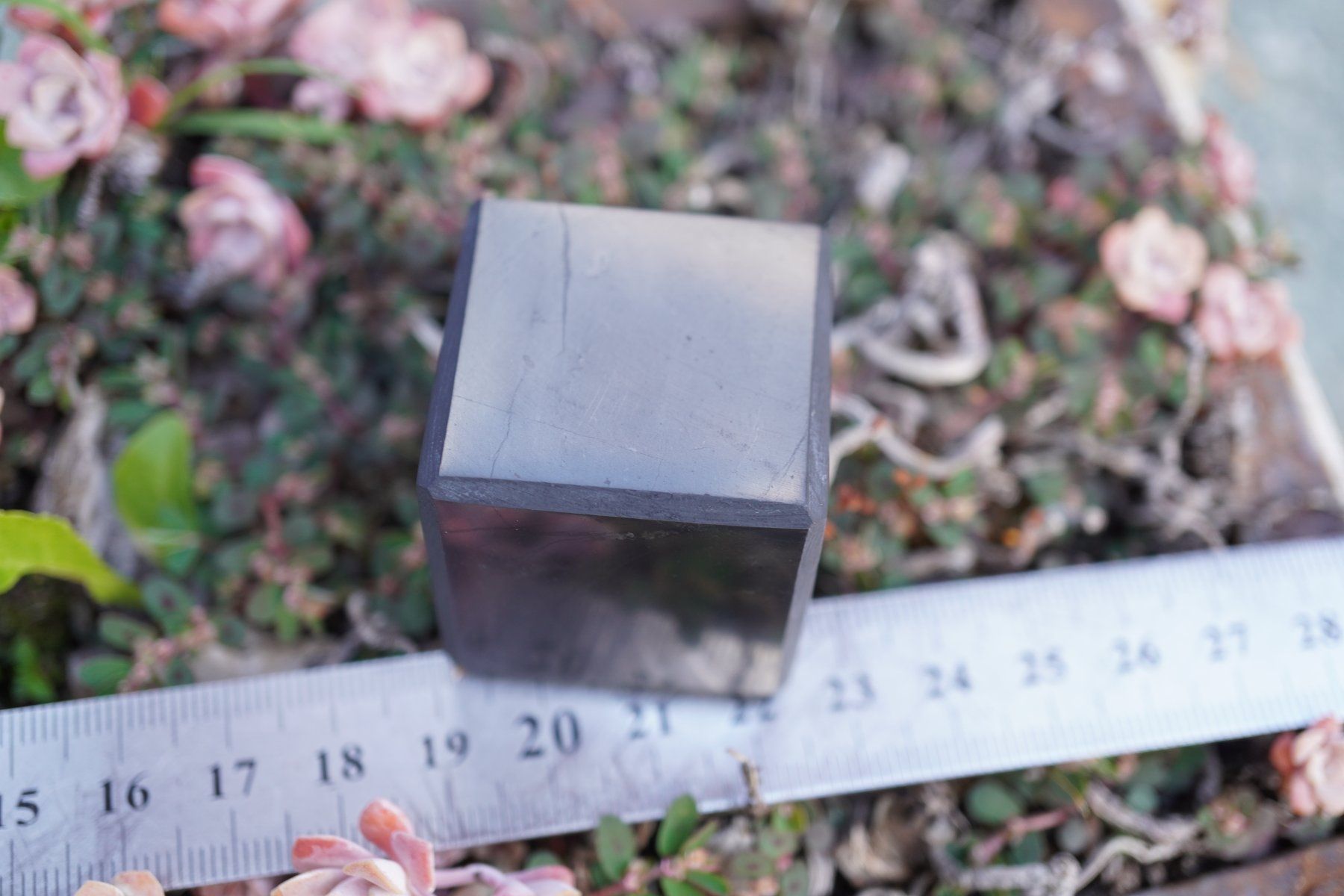Minerali & Pietre curative: Schungit / Shungit  Würfel 3cm – Nuovo e nell'imballaggio originale da Eschenbach SG venduto da topstone 6