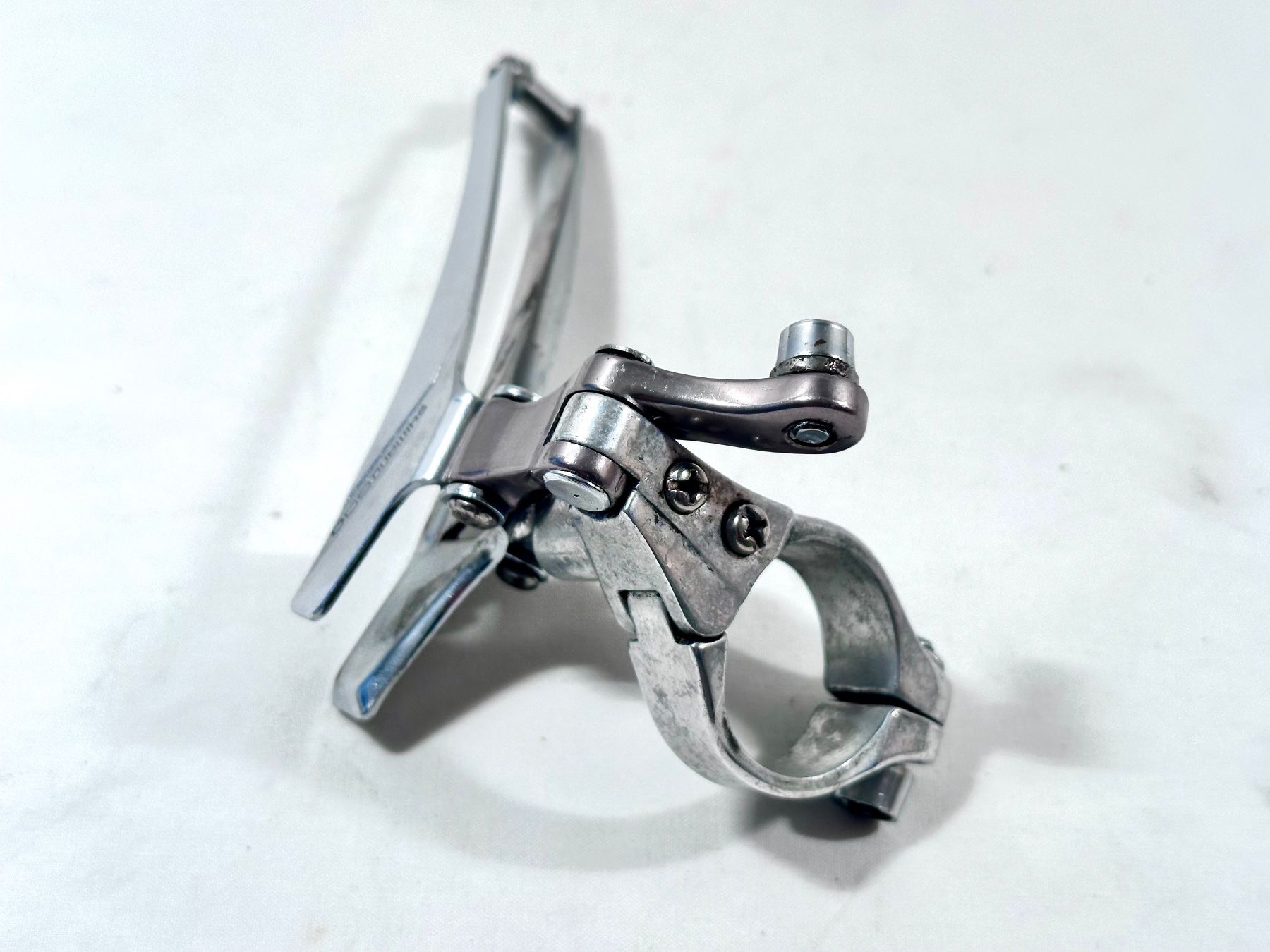 Shimano Pezzi di ricambio: Shimano 600 FD-6207 Front Derailleur Umwerfer – Usato da Luzern venduto da bikeandbeltcom 2