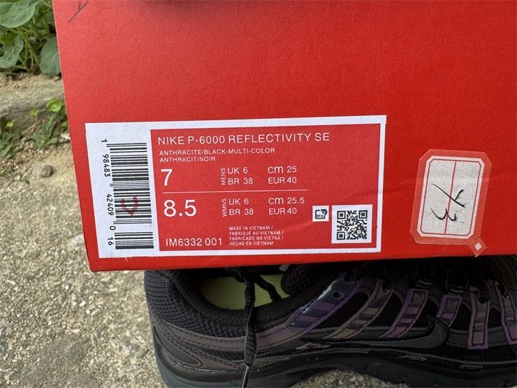 Nike Scarpe da uomo: P-6000 Air Max – Nuovo (secondo la descrizione) da Murten venduto da retoskleiderschrank 3