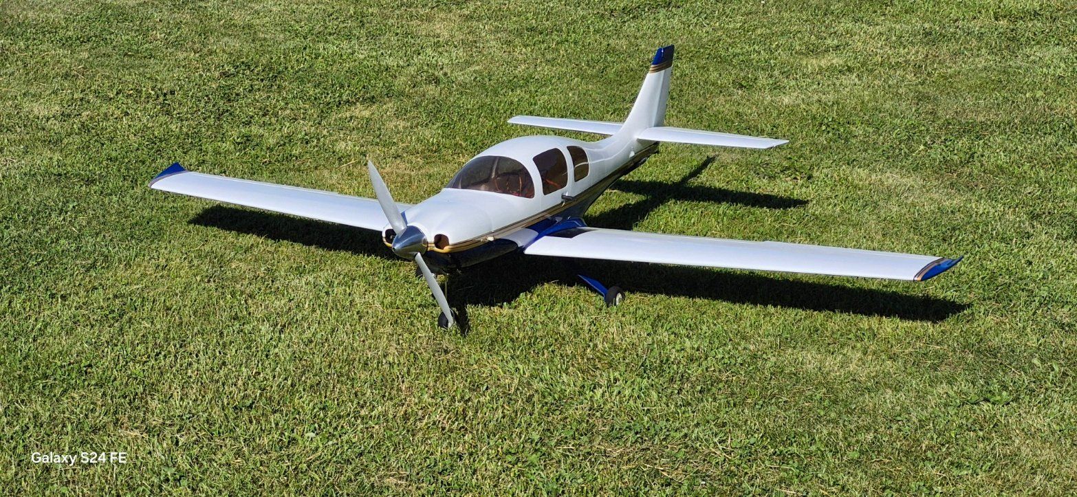 Modellismo RC: Cirrus – Nuovo (secondo la descrizione) da Lucens venduto da GeF-Le-Combier