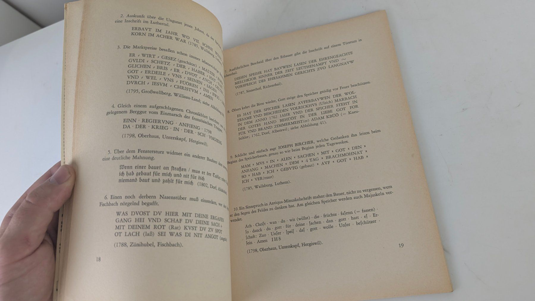 Libri: Schweizer Heimatbücher: Luzerner Speicher 1951 – Usato da Zürich venduto da axolottchen 8