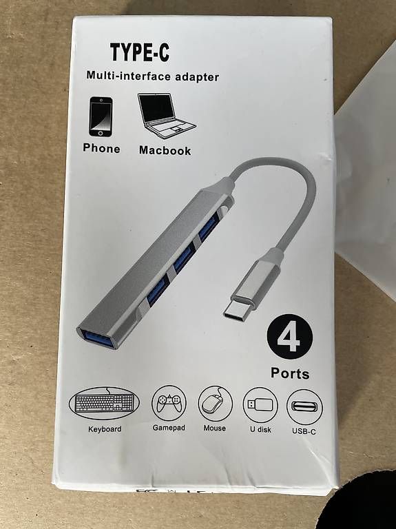 Lecteurs & Adaptateurs: USB-C Hub 4-Port  USB 2.0 Adapter  Neu – D'occasion à Buchs SG par auchan2008