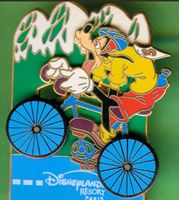 DISNEY  GOOFY  mit Fahrad