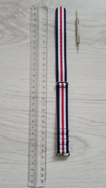 NATO Rouge, blanc bleu 18 mm 3