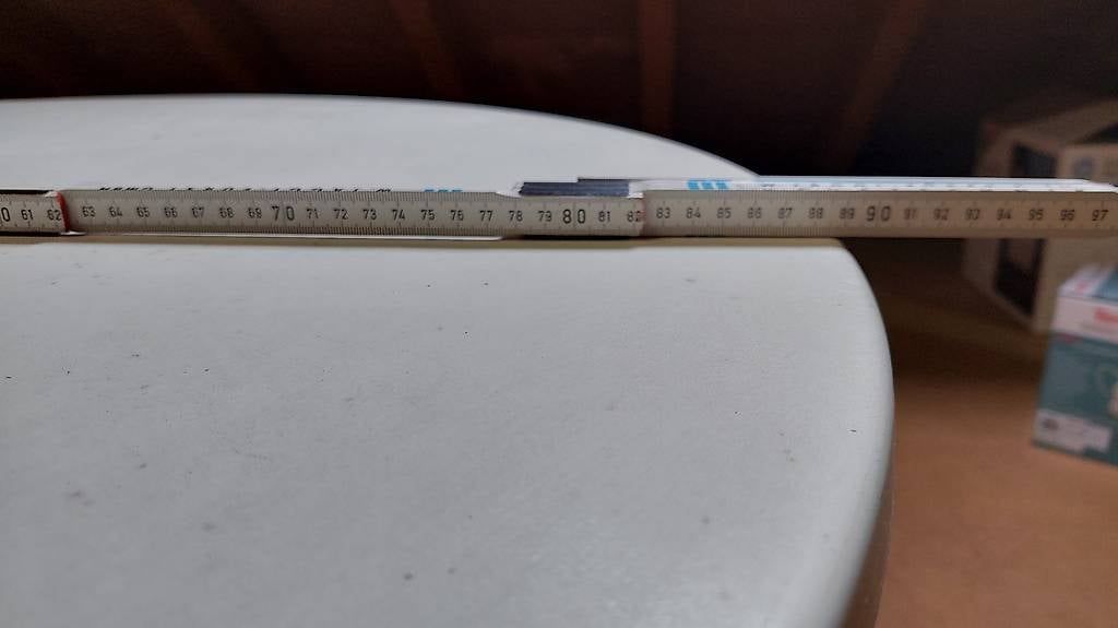 Tavoli: Runder Tisch – Usato da Utzenstorf venduto da Waldi66 1