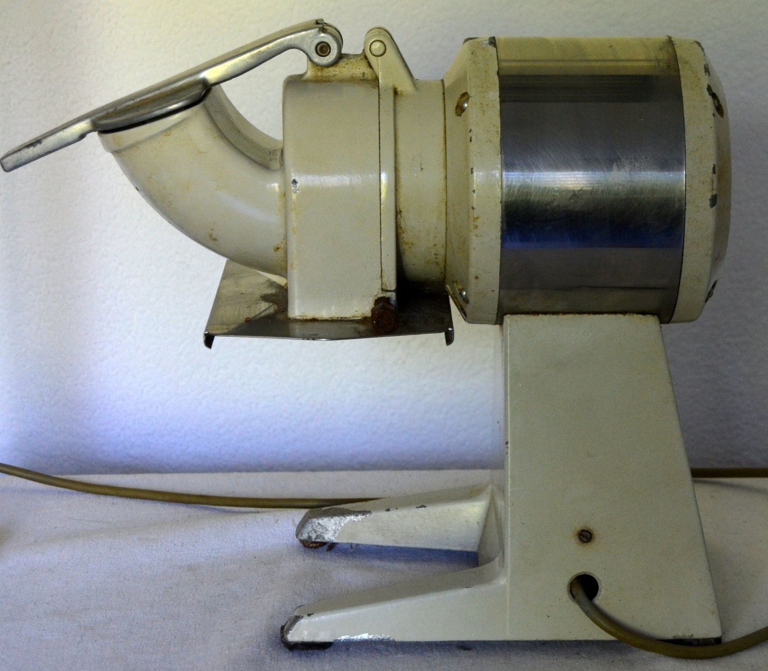 Elettrodomestici da cucina: Graff elektrische Käsereibemaschine / râpe à fromage – Usato da Collonges venduto da arashee 3