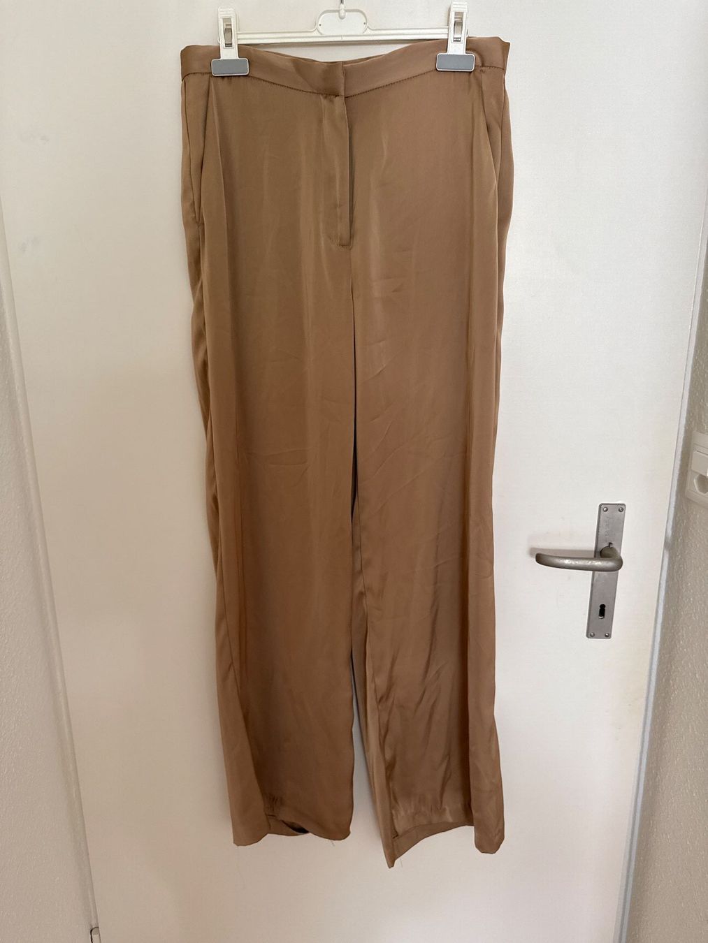 H&M Pantaloni: H&M Hose Gr. M – Usato da Horgen venduto da linuxrp