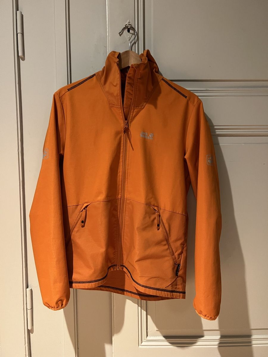 Jack Wolfskin Vestes: Top Jack Wolfskin Windstopper – D'occasion à Bern par Recyclereuserefuse