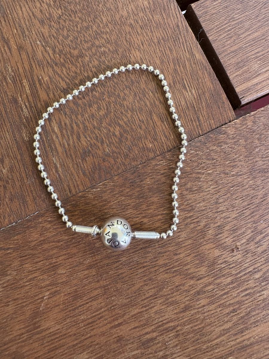 Pandora Bracciali & Braccialetti: Pandora Silberarmband zu verkaufen – Usato da Schaffhausen venduto da sen_pxn9